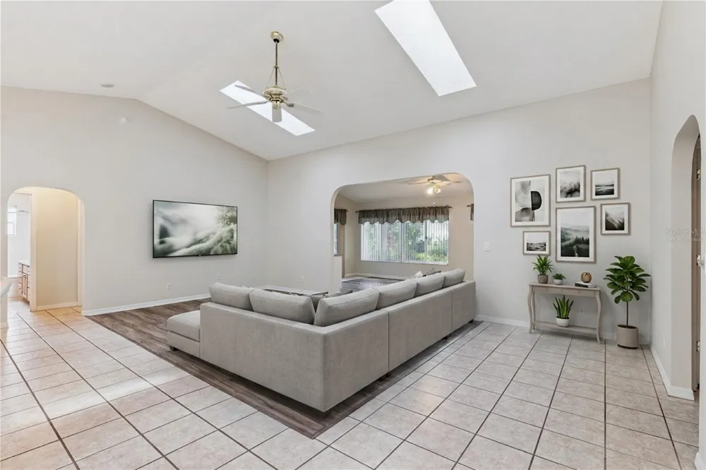 26744 RACQUET CIRCLE Leesburg, FL 34748