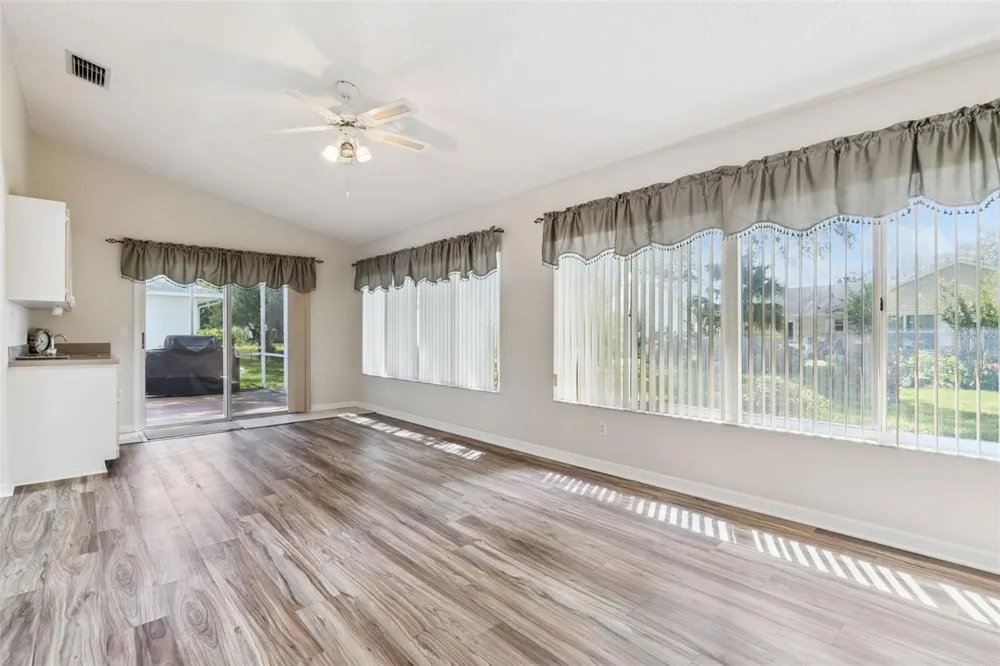 26744 RACQUET CIRCLE Leesburg, FL 34748