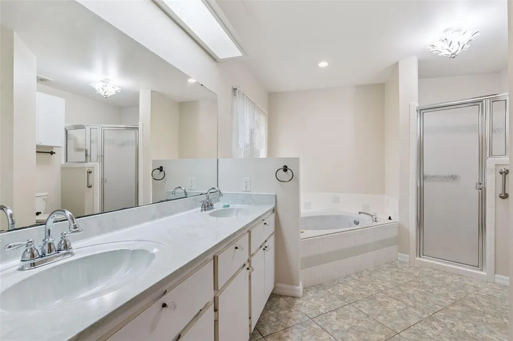26744 RACQUET CIRCLE Leesburg, FL 34748