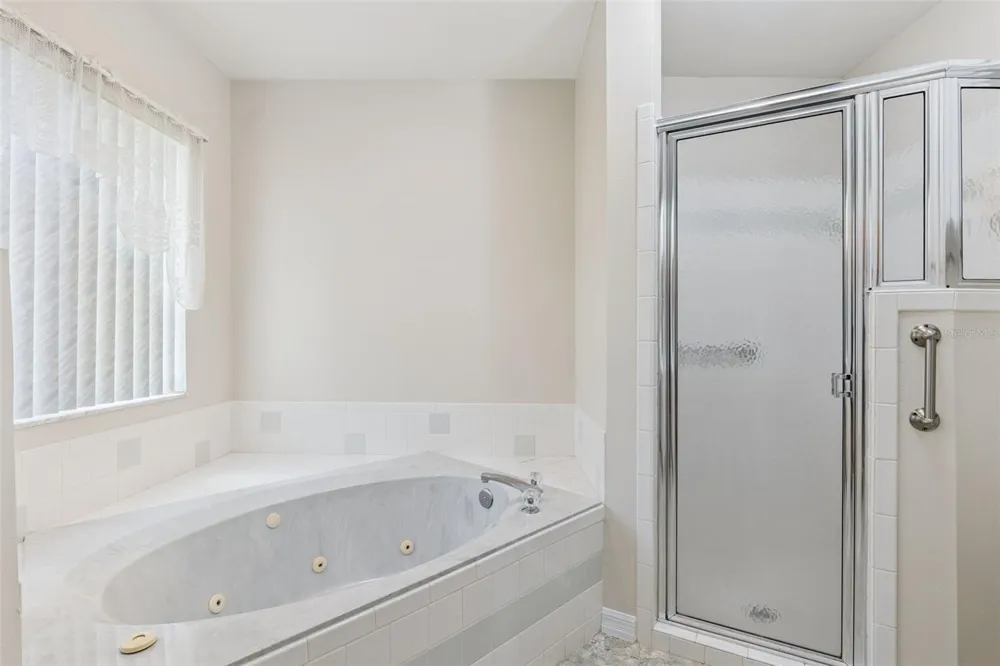 26744 RACQUET CIRCLE Leesburg, FL 34748