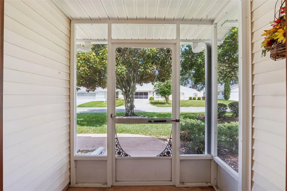 26744 RACQUET CIRCLE Leesburg, FL 34748