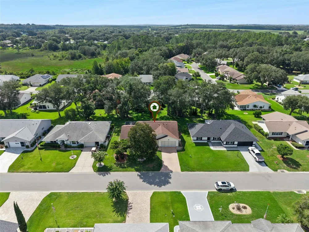26744 RACQUET CIRCLE Leesburg, FL 34748