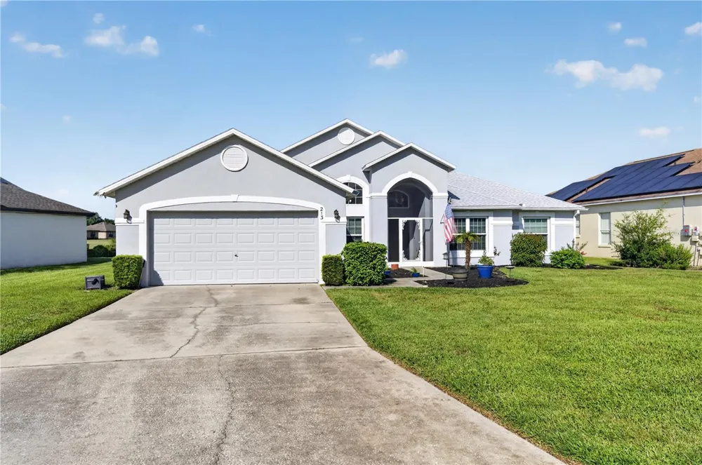 213 SPANISH MOSS ROAD Davenport, FL 33837