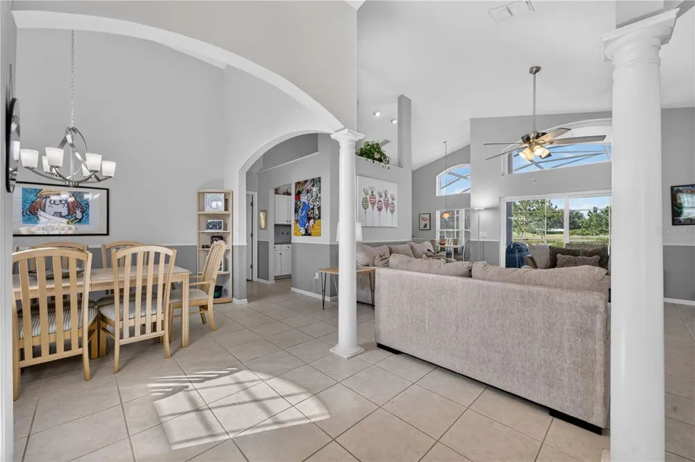 213 SPANISH MOSS ROAD Davenport, FL 33837