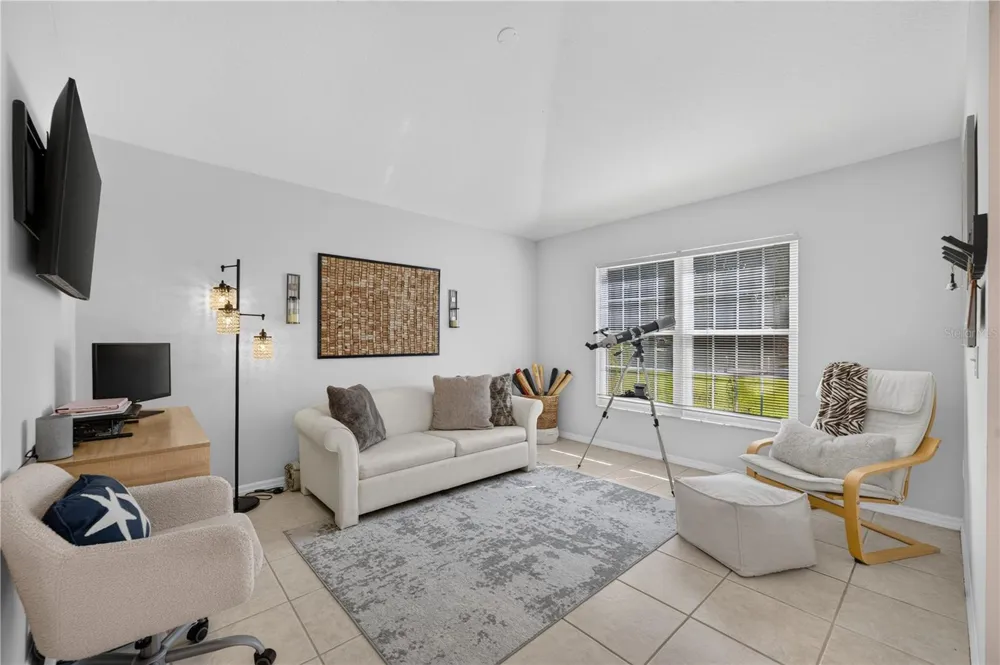213 SPANISH MOSS ROAD Davenport, FL 33837