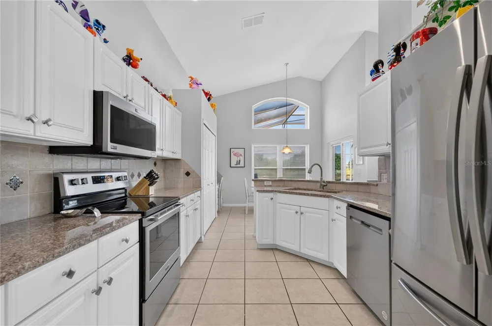 213 SPANISH MOSS ROAD Davenport, FL 33837