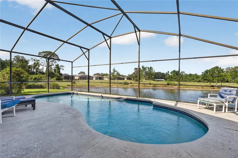 213 SPANISH MOSS ROAD Davenport, FL 33837
