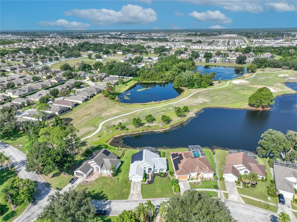 213 SPANISH MOSS ROAD Davenport, FL 33837