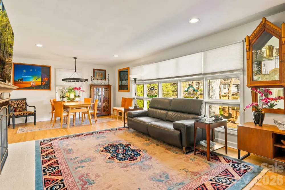 2 Bevlyn Drive Asheville, NC 28803