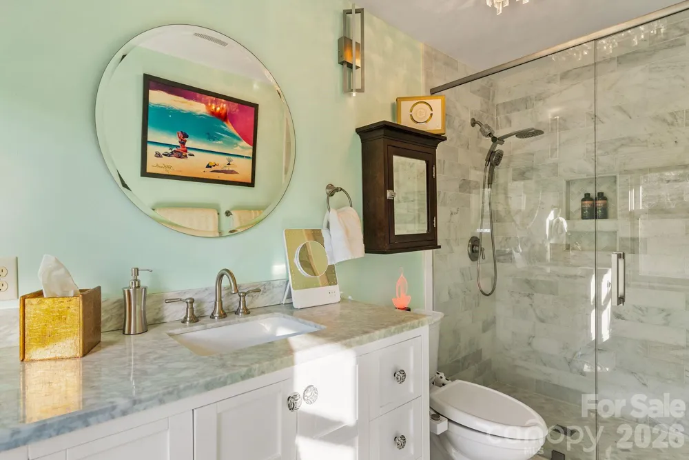 2 Bevlyn Drive Asheville, NC 28803
