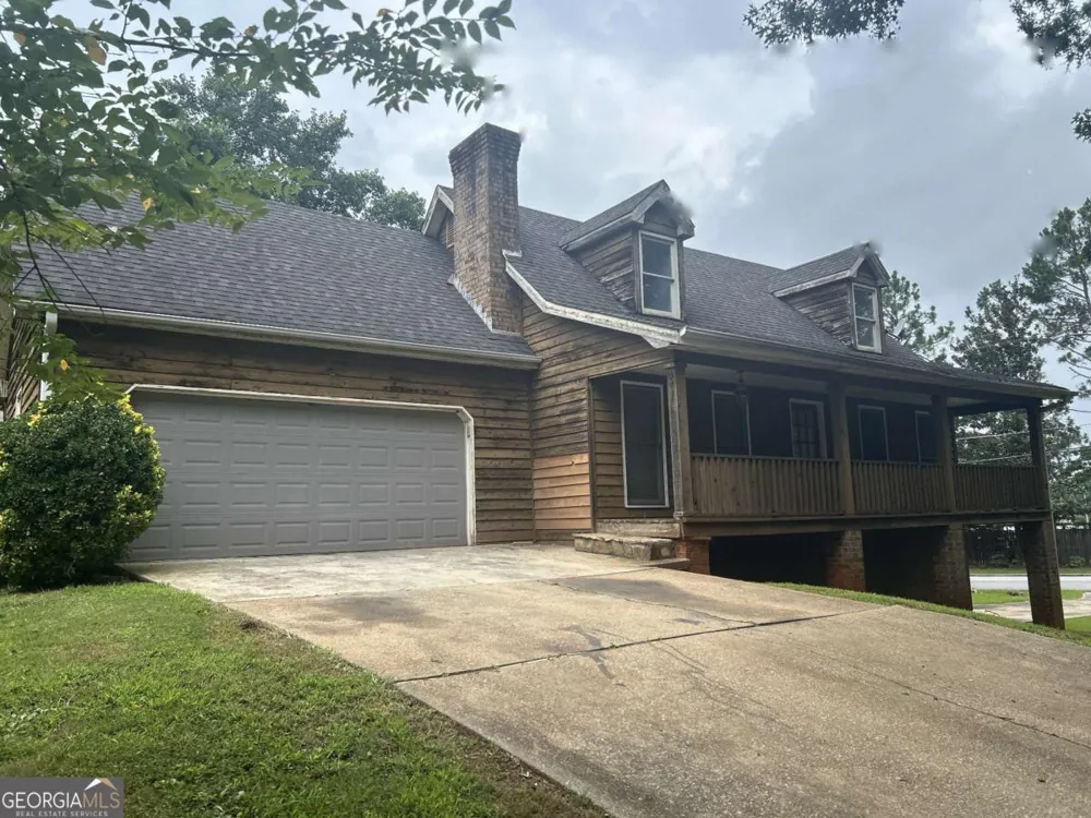 667 King RD Stone Mountain, GA 30088