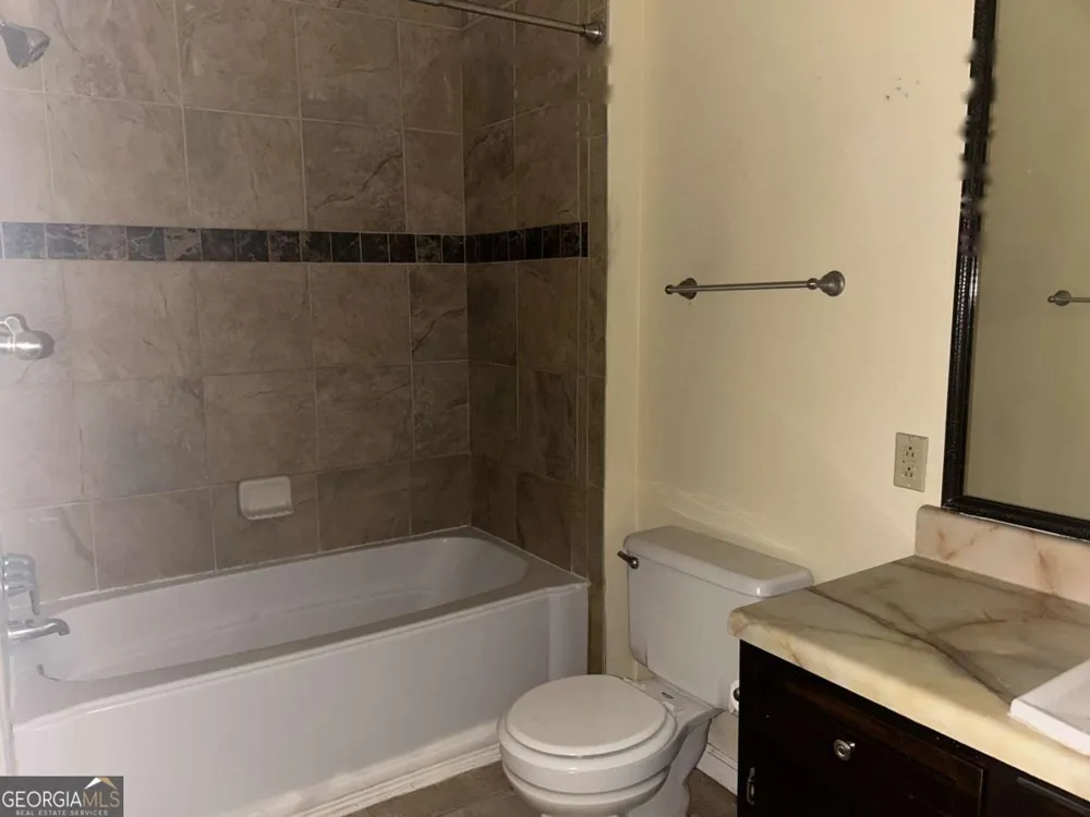 667 King RD Stone Mountain, GA 30088