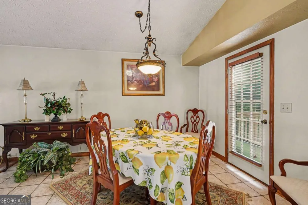 671 Pepperwood TRL Stone Mountain, GA 30087