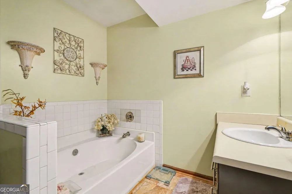 671 Pepperwood TRL Stone Mountain, GA 30087