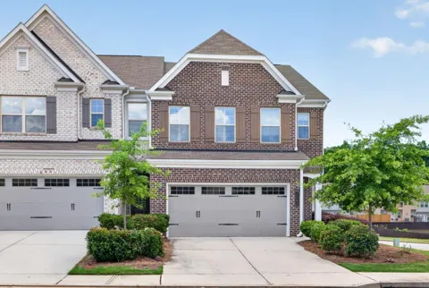 1192 Lanier Willow Path