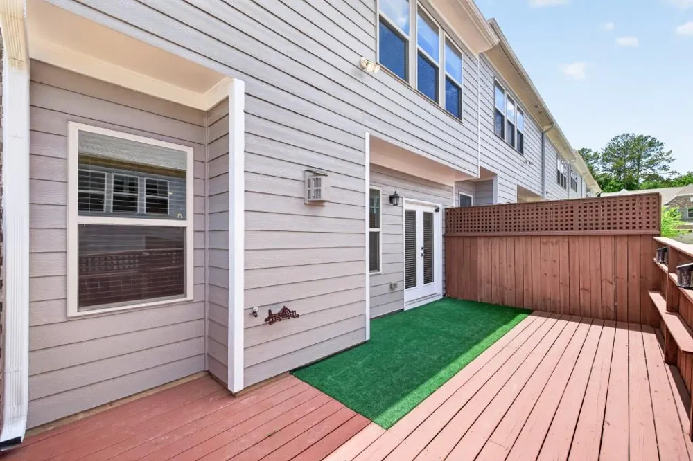 1192 Lanier Willow Path Buford, GA 30518