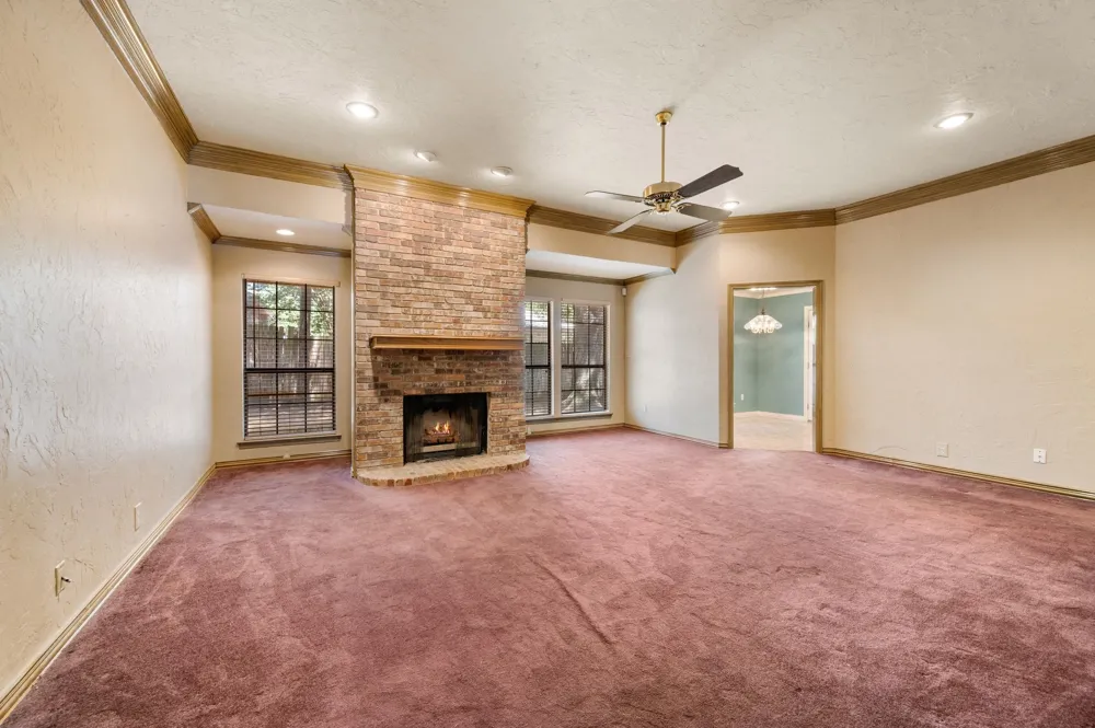 5811 Terra Drive Arlington, TX 76017