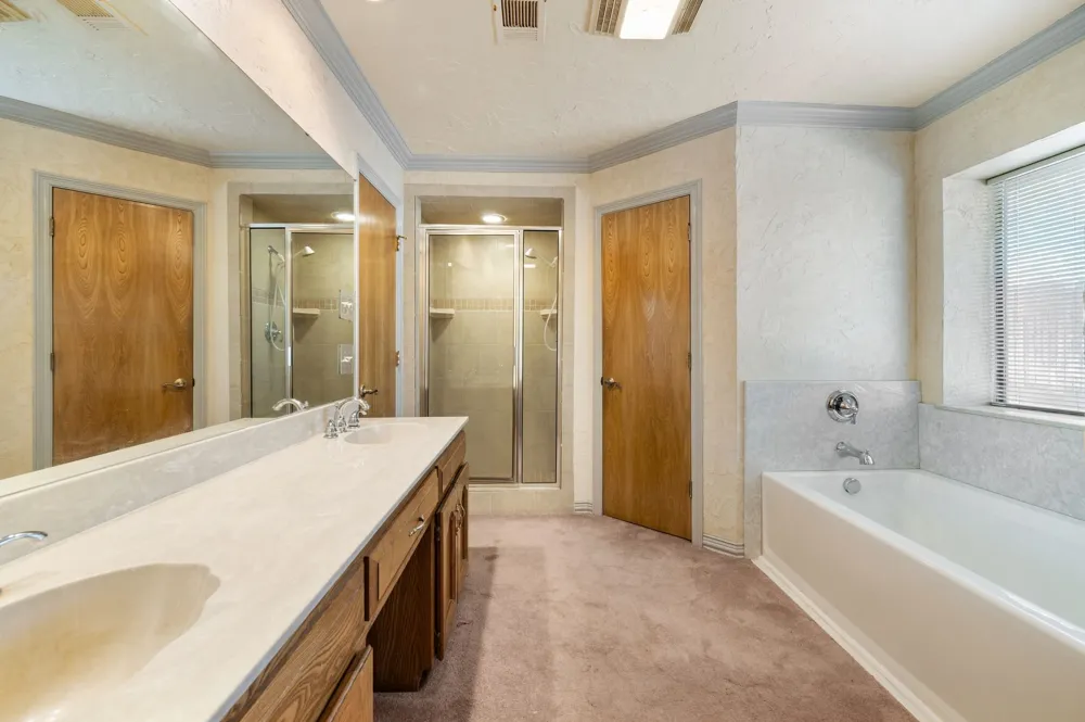 5811 Terra Drive Arlington, TX 76017