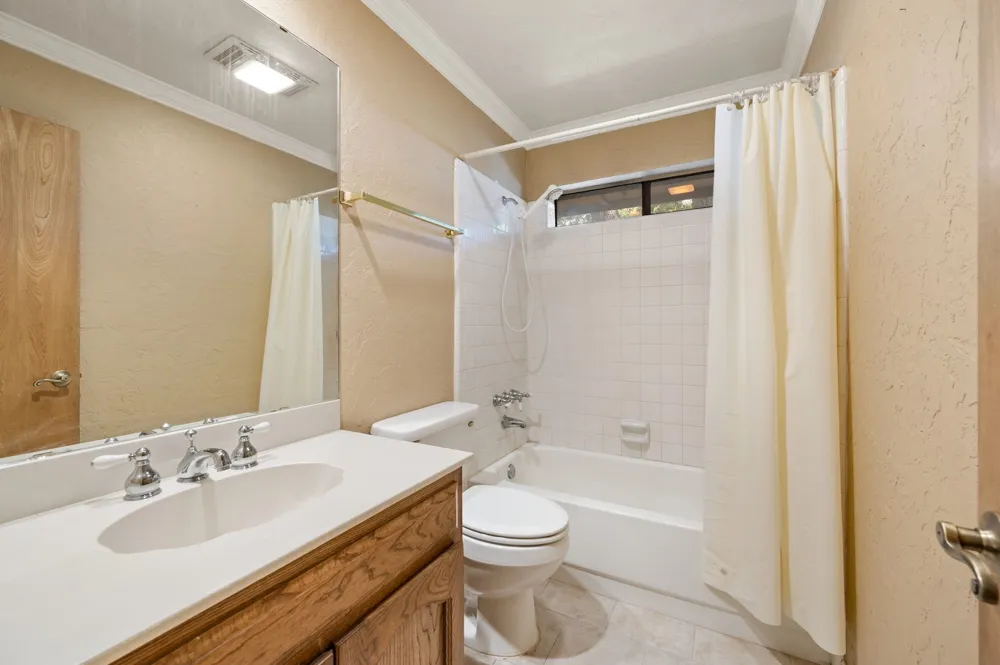 5811 Terra Drive Arlington, TX 76017