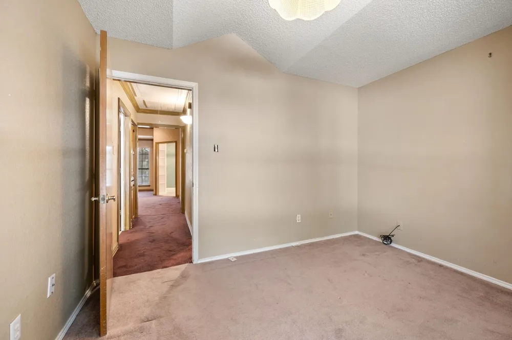5811 Terra Drive Arlington, TX 76017