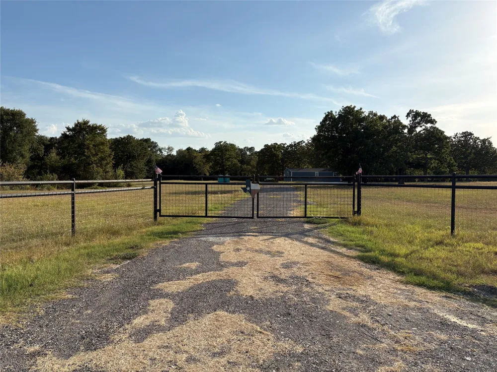 134 Private Road 5762 Groesbeck, TX 76642