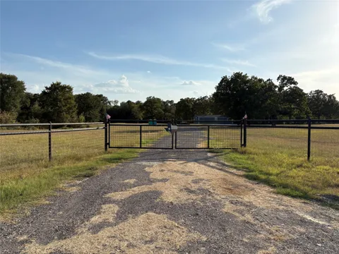 134 Private Road 5762
