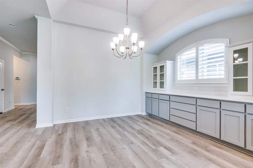 1407 Lone Eagle Way Arlington, TX 76005