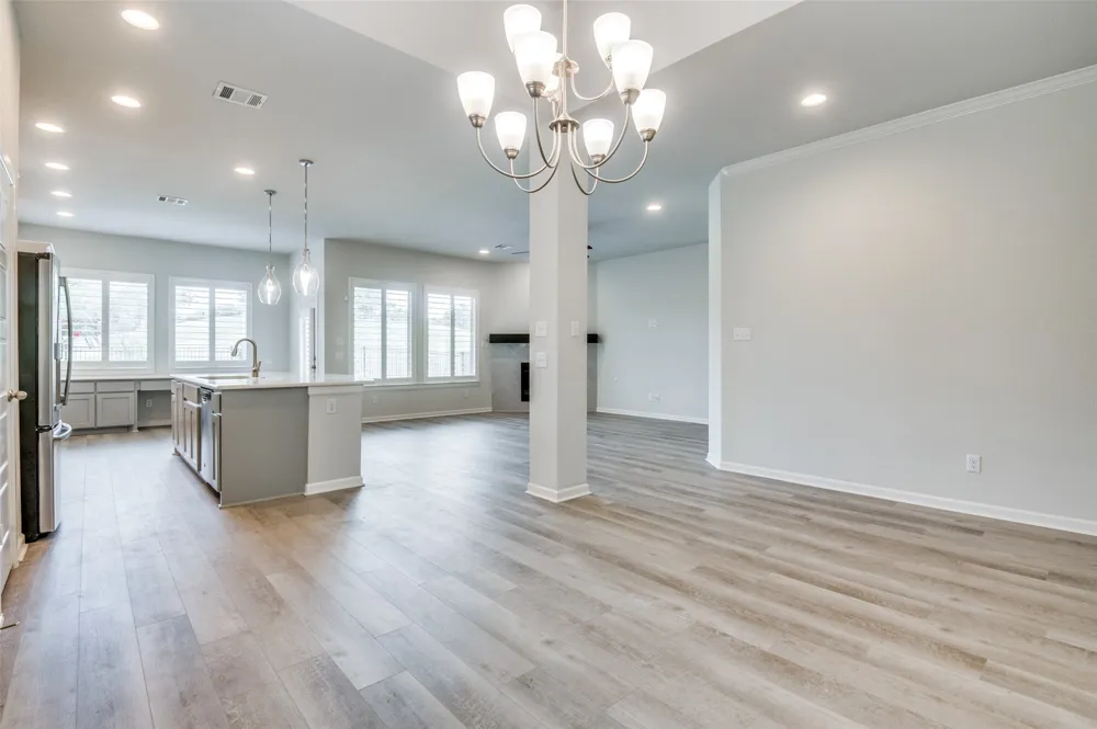 1407 Lone Eagle Way Arlington, TX 76005