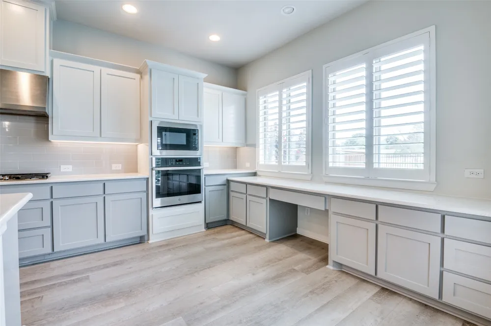 1407 Lone Eagle Way Arlington, TX 76005