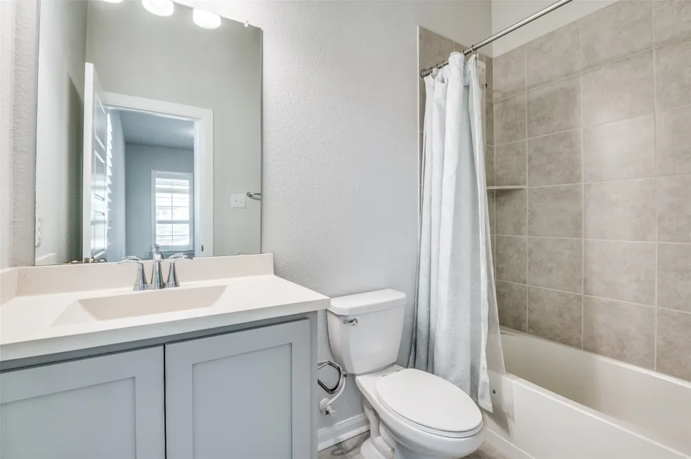 1407 Lone Eagle Way Arlington, TX 76005