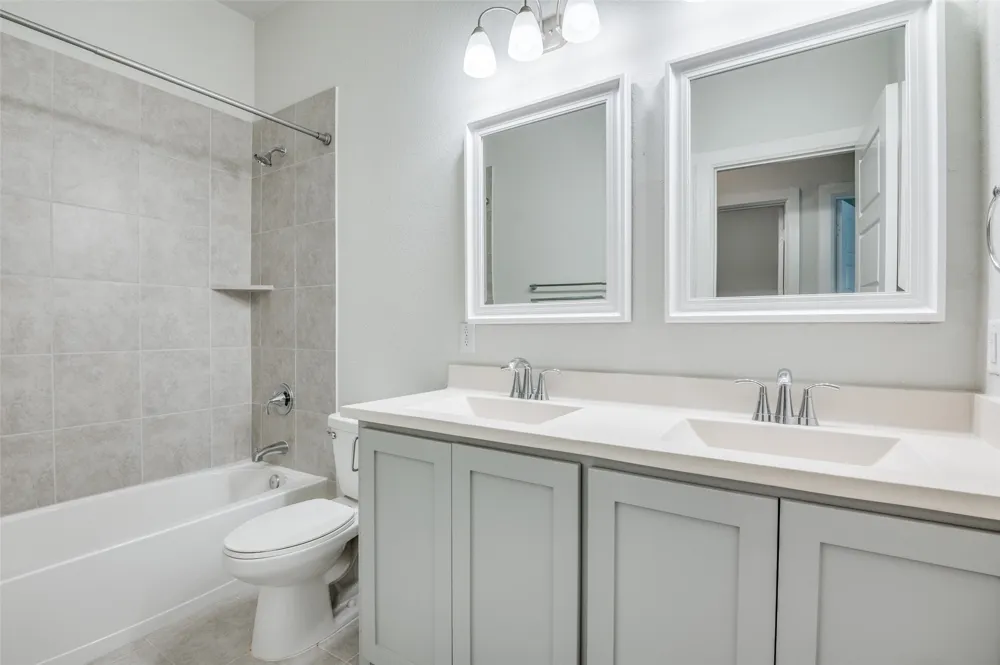 1407 Lone Eagle Way Arlington, TX 76005