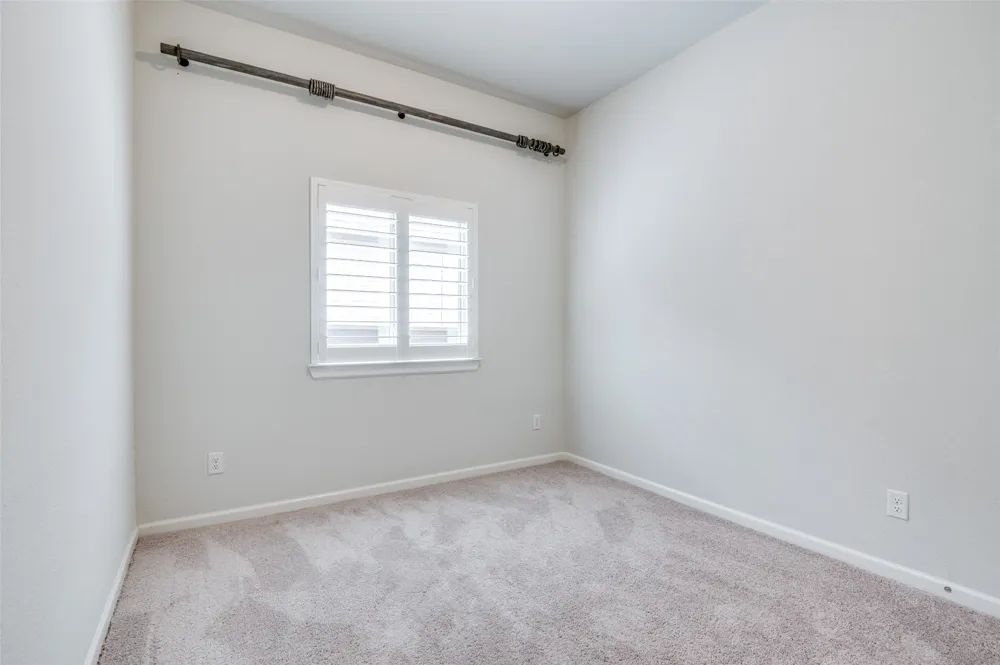 1407 Lone Eagle Way Arlington, TX 76005