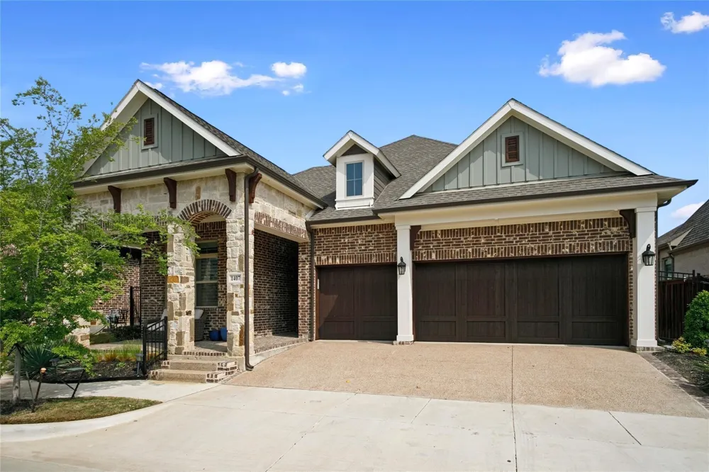 1407 Lone Eagle Way Arlington, TX 76005