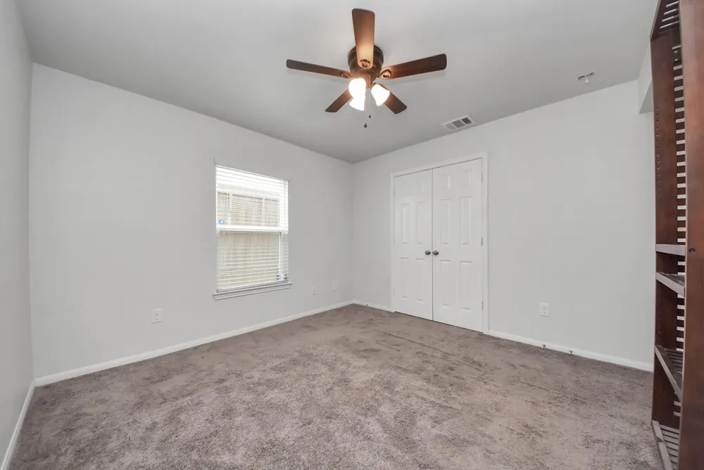 16692 E Ivanhoe Street Montgomery, TX 77316