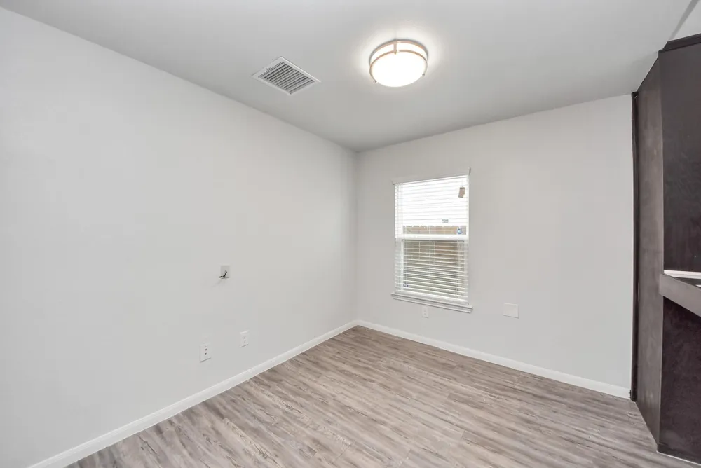 16692 E Ivanhoe Street Montgomery, TX 77316