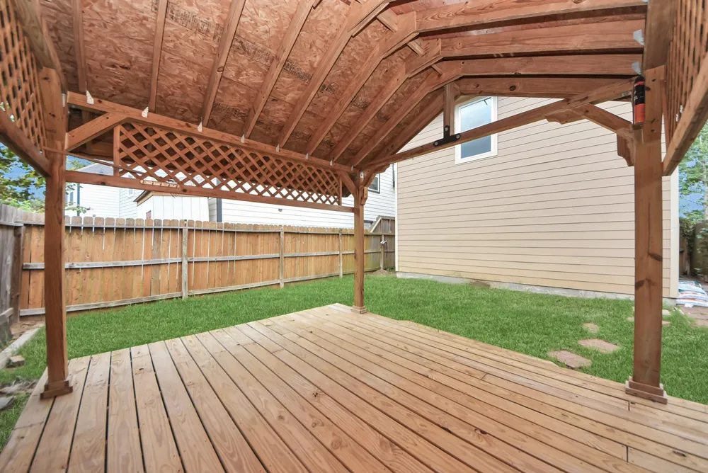 16692 E Ivanhoe Street Montgomery, TX 77316