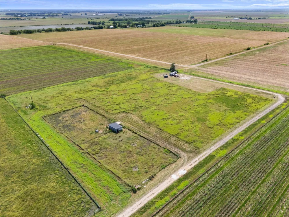 12203 Buls Road East Bernard, TX 77435