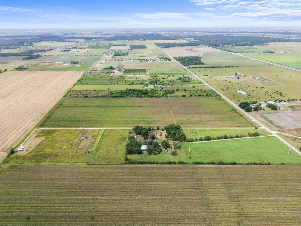 12203 Buls Road East Bernard, TX 77435