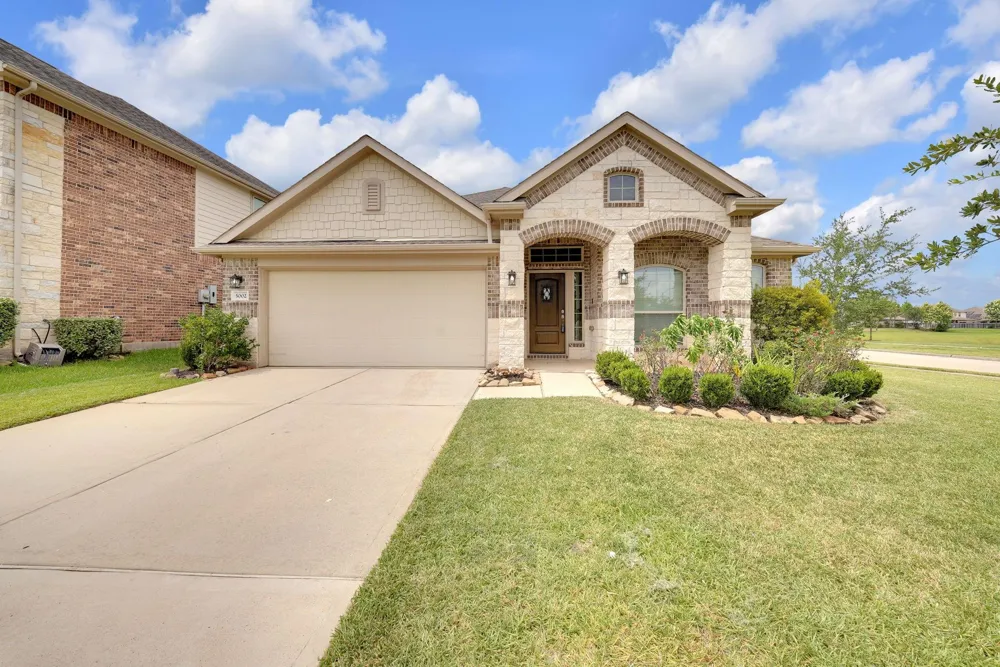 5002 Naples Grove Lane Rosharon, TX 77583