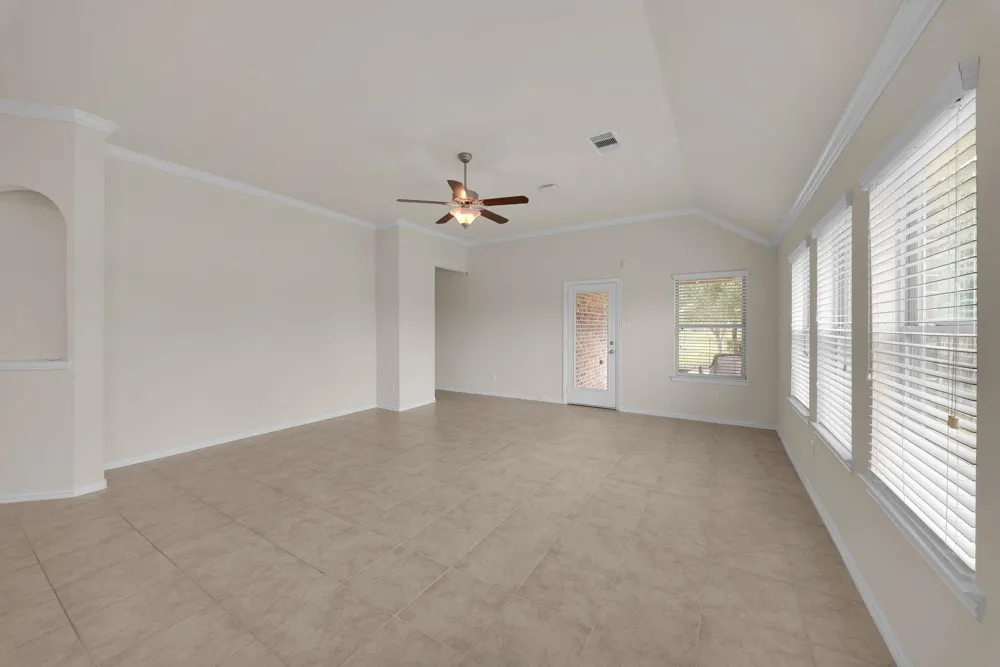 5002 Naples Grove Lane Rosharon, TX 77583