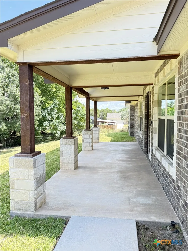 160 County Road 4745 Kempner, TX 76539