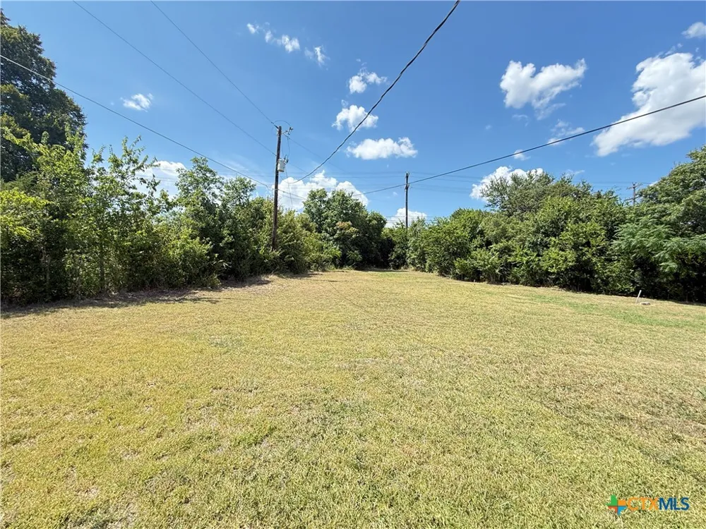 160 County Road 4745 Kempner, TX 76539