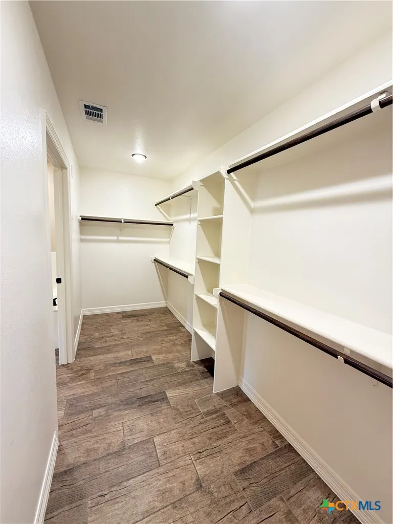 160 County Road 4745 Kempner, TX 76539
