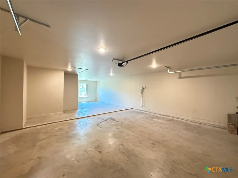 160 County Road 4745 Kempner, TX 76539