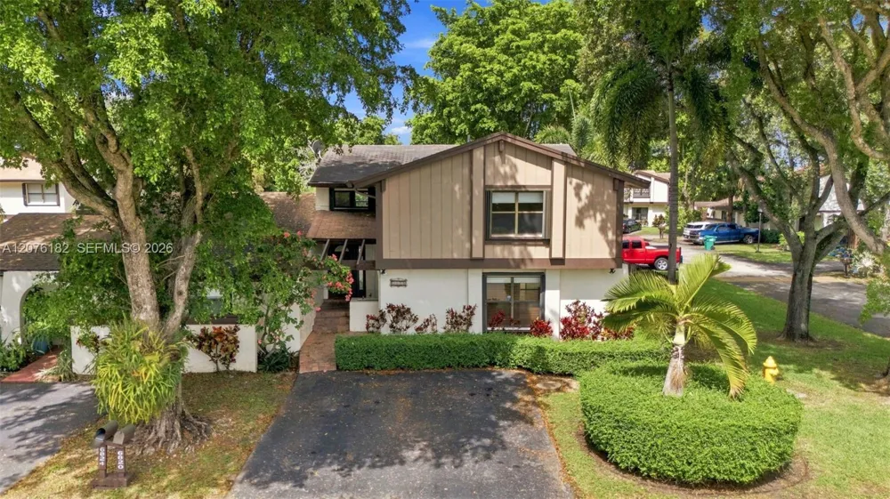 6820 SW 128th Ct #6820 Miami, FL 33183
