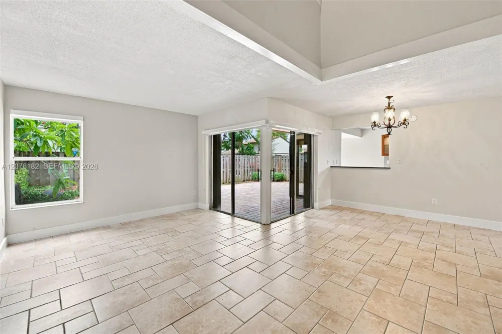 6820 SW 128th Ct #6820 Miami, FL 33183