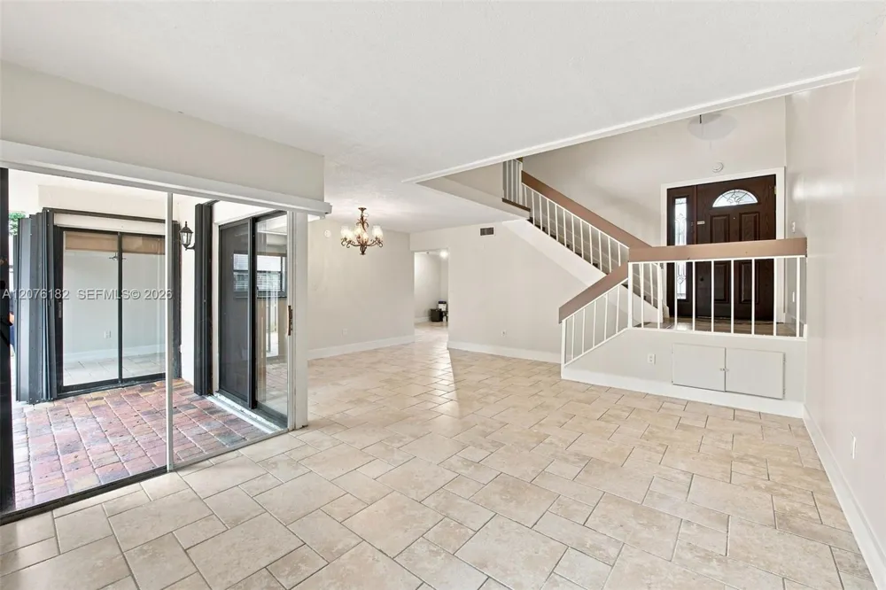6820 SW 128th Ct #6820 Miami, FL 33183