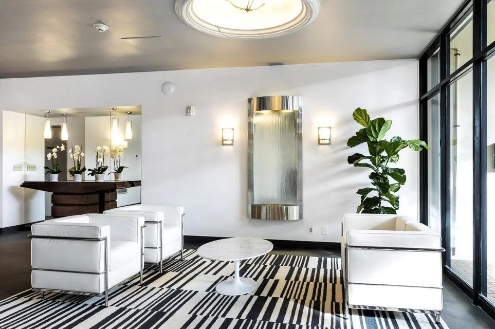 2400 PRESIDENTIAL WAY #704 West Palm Beach, FL 33401
