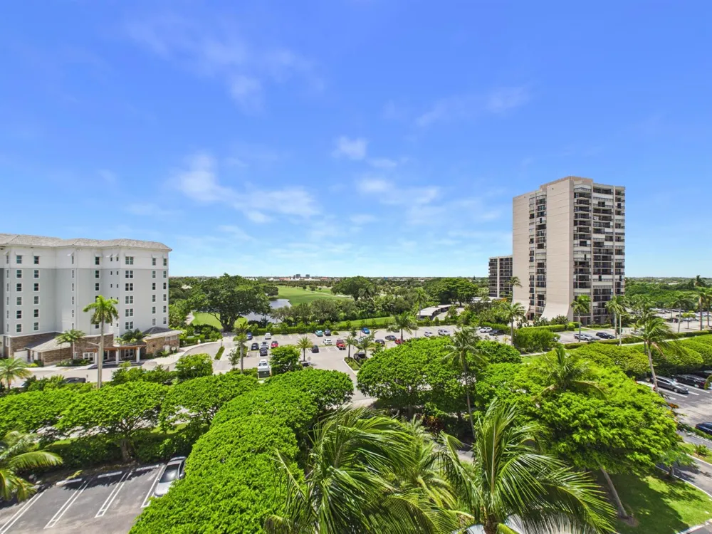 2400 PRESIDENTIAL WAY #704 West Palm Beach, FL 33401