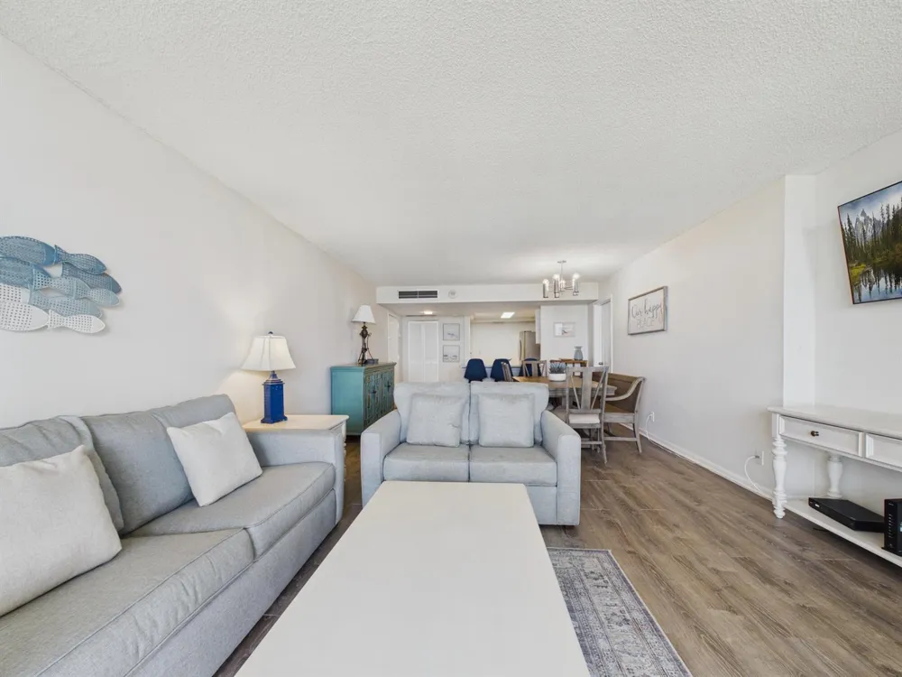 2400 PRESIDENTIAL WAY #704 West Palm Beach, FL 33401
